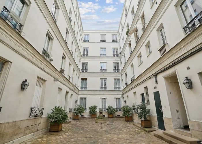 Apartment Gros Caillou - Surcouf 2bdr Paris